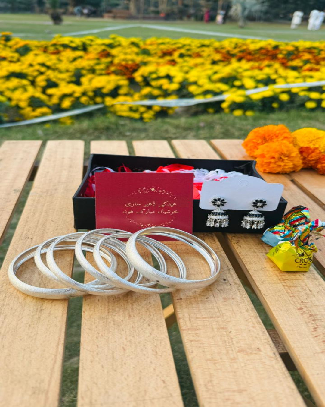 Sunehri Eid Box